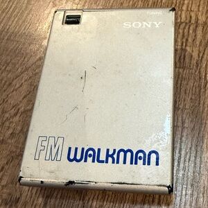 Sony Silver FM Walkman Portable Radio